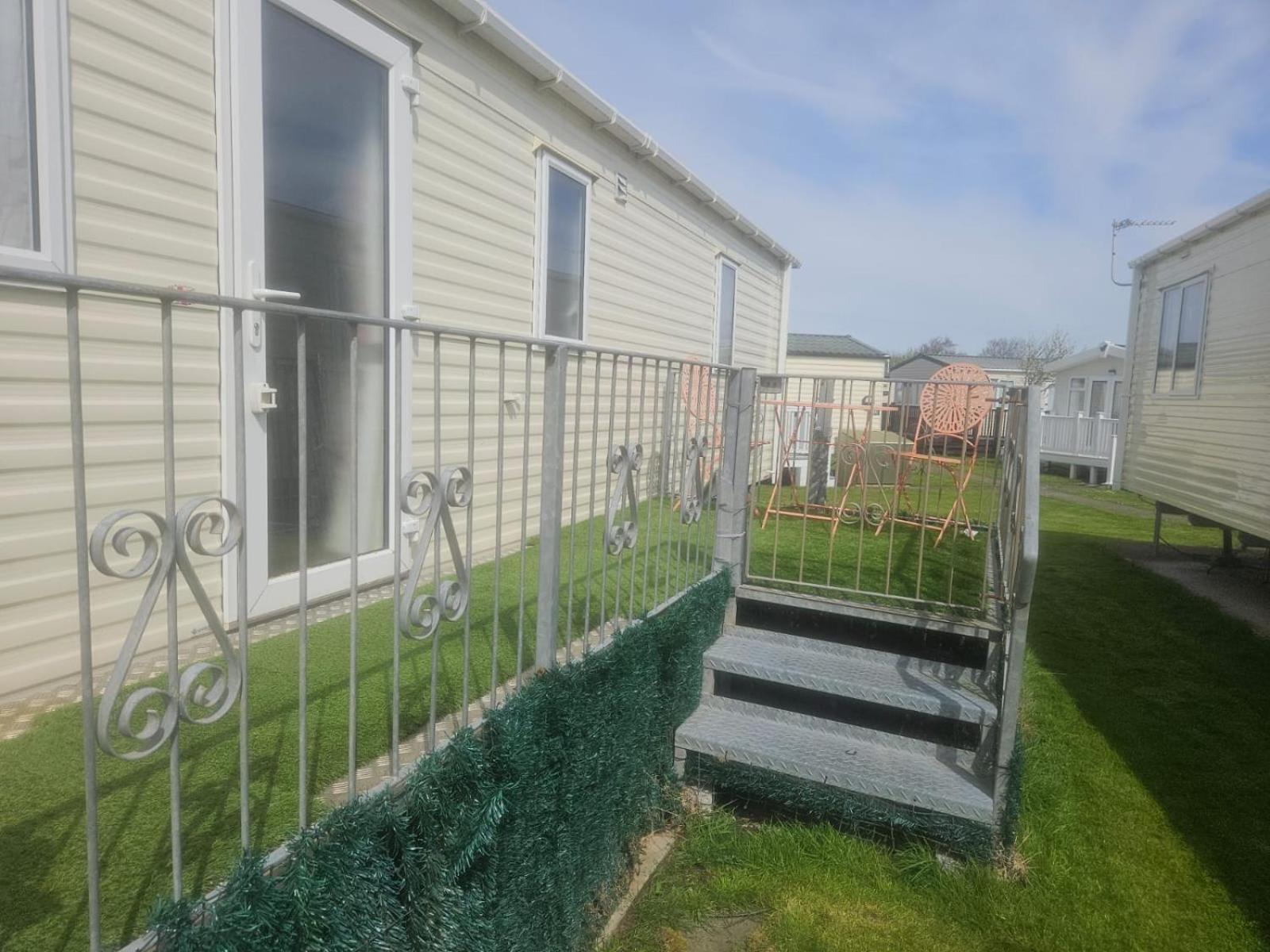 Vila 6 Berth On John Fowlers Berrow Exteriér fotografie